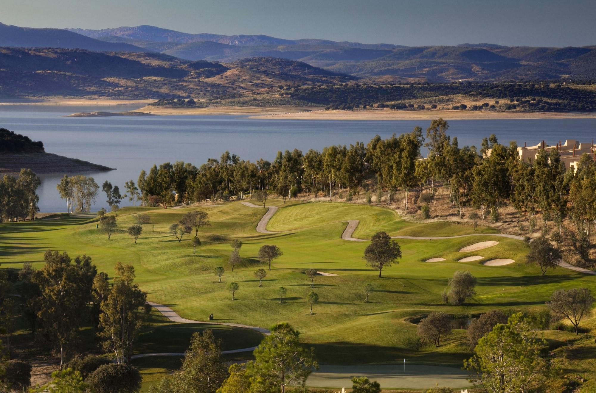 Отель Vincci Valdecanas Golf Эль-Гордо Экстерьер фото