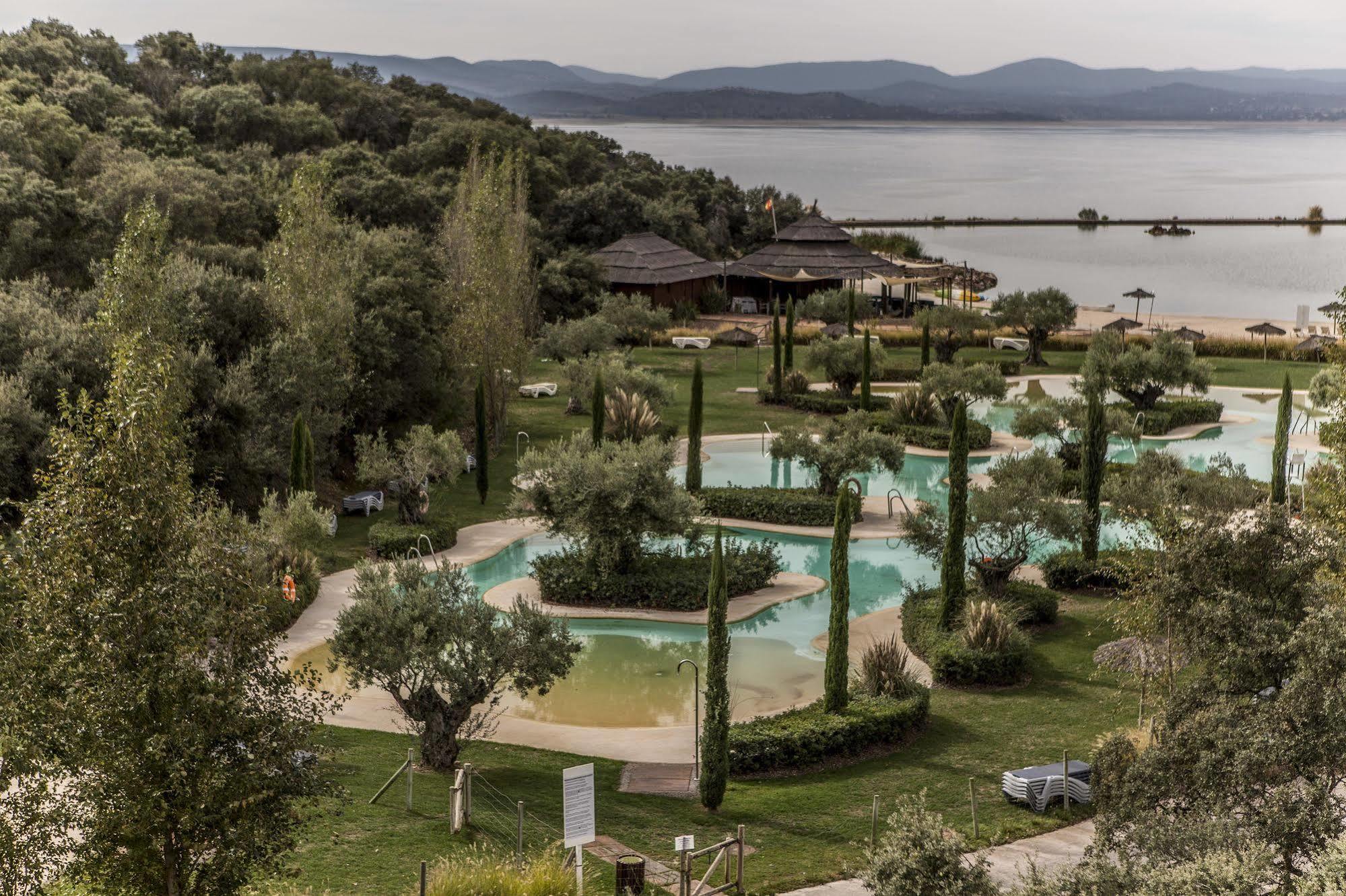 Vincci Valdecanas Golf Эль-Гордо Экстерьер фото
